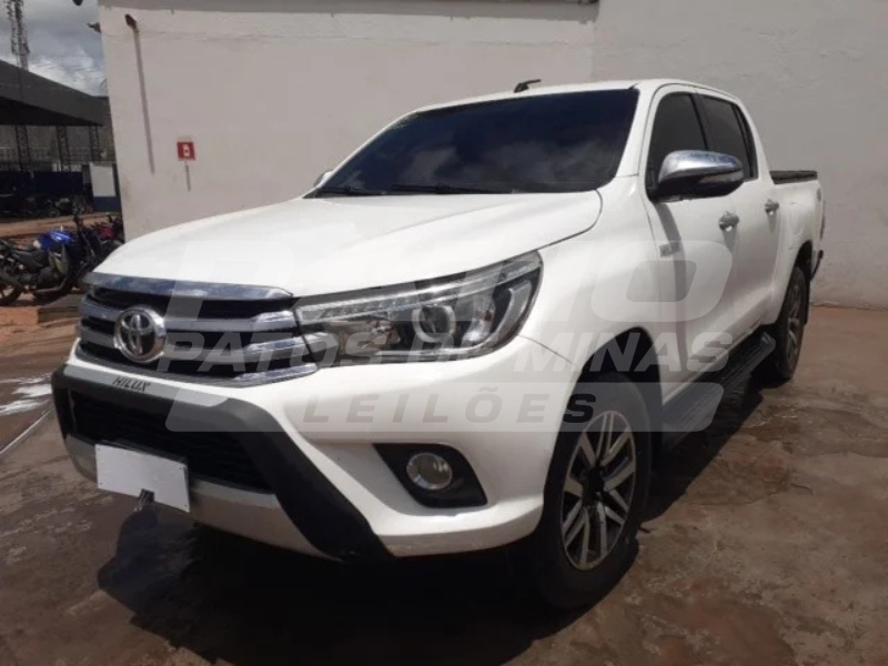 TOYOTA - HILUX CDSRXA4FD BRANCA 2016/2016 DIESEL