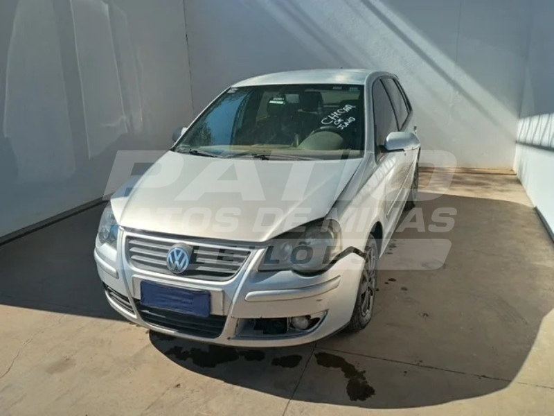 VOLKSWAGEN - POLO 1.6 SPORTLINE PRATA 2009/2010 ALCO/GASO